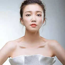 于莎莎 飾演 Lou Feng