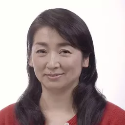 阿部朋子 飾演 