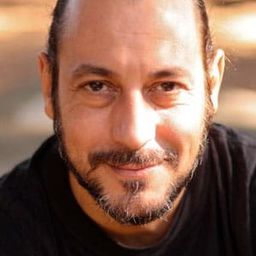 Roberto Serpi - Days and Clouds演員 飾演Claudio