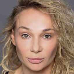 索妮亞·博霍謝維奇 飾演 Mayor's Wife