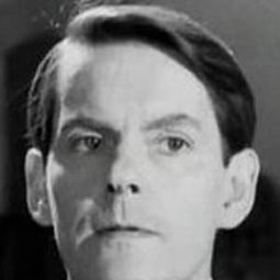 Kenneth Fortescue 飾演 Albert Clitterbern