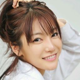 Bae Soo-kyung 飾演 Stylist