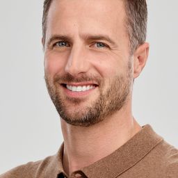 Brendan Penny 飾演 Luke Bennett