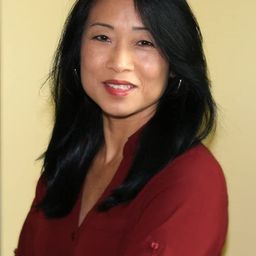 王明 飾演 Research Lab Supervisor (uncredited)