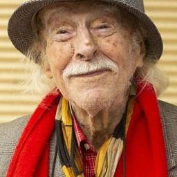 Max Berliner 飾演 Opa Dudu