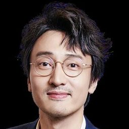 王傳君  飾演 Lou Hao