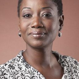 M'bembo 飾演 Marilyne