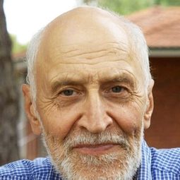 Nikolay Drozdov 飾演 (Voice)