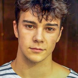 Carlo Krammling - 郎心如狗演員 飾演Gabo