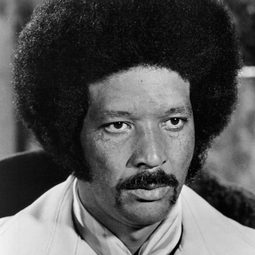 Rockne Tarkington - The Desperate Trail演員 飾演Packo