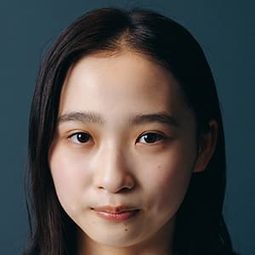 伊東蒼 - 幸福澡堂演員 飾演Ayuko Katase