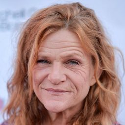 黛爾‧迪奇 飾演 Sissy Hickey