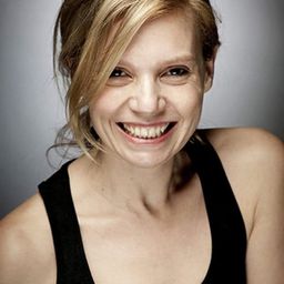 Rosa Boladeras 飾演 Anna