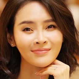 於明加 - 陽光照耀青春裏演員 飾演Li Jing