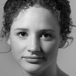 Gemma Reeves 飾演 Draper's Shop Tracy