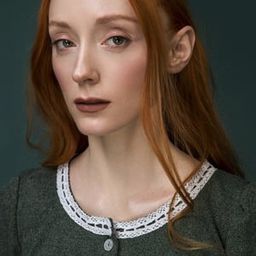 Olga Makeeva 飾演 Svetlana