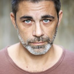 Marco Giuliani - 他在羅馬的最後六天演員 飾演Avvocato Cucchi - Tribunale