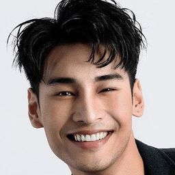 納塔溫·崴唐緹派特 飾演 Khem