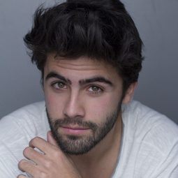 Jaime Gutiérrez 飾演 Leonardo