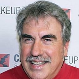 John Goodwin - 深淵異形演員 飾演Howard - Roadworker