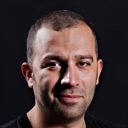 賽福克·邱盧 飾演 Necdet (Neco)