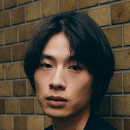 中山 雄鬥 - 戀愛腦演員 飾演