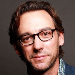 Scott Rinker - 火花演員 飾演Mr. Docherty