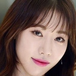 姜恩惠 - 完美廣播演員 飾演Corby Girls