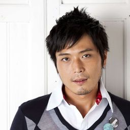 高橋 広樹 飾演 Olson (voice)