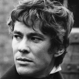 蓋瑞·龐德 飾演 Pvt. Cole