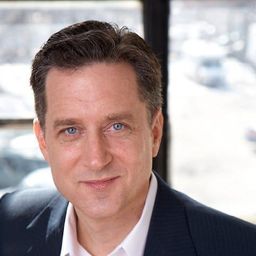 Duncan B. Putney - 降魔戰警演員 飾演Executive