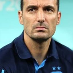 Lionel Scaloni 飾演 Self