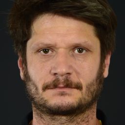 Ercan Reşat Demir - Full of Hunger演員 飾演İsmail