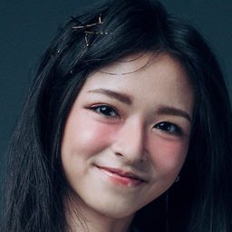 陳妍霏 飾演 阿妮