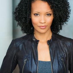 Mieko Hillman 飾演 Dawn Rand