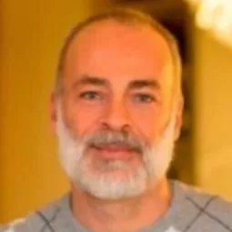 Marco Marciani 飾演 Giorgio