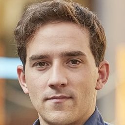 Matouš Ruml 飾演 Whitebelly	(voice)