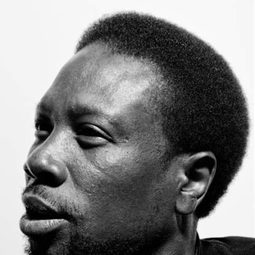 Jazzy Jay 飾演 Self