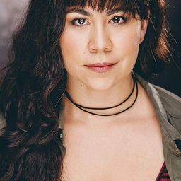 桑塔娜·鄧普西 飾演 Tanny