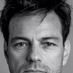 阿基·阿夫尼 飾演 Shaul