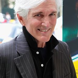 John Bisignano - 車神塞納演員 飾演Self