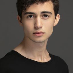 法帝·薩辛 飾演 Deniz