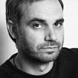 Vitalie Bichir 飾演 Cornel