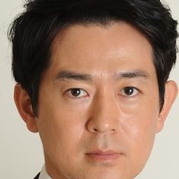 青戸 昭憲 飾演 