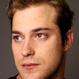 詹姆斯·迪巴洛 飾演 Cliff