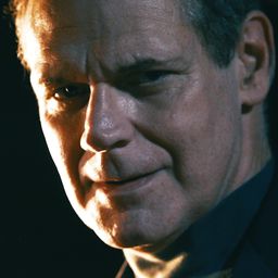 Mark Simmons 飾演 Self