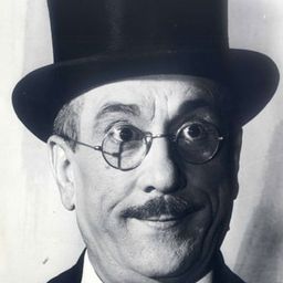 佩皮諾·迪菲力波 飾演 