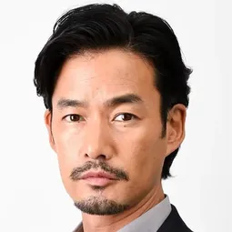 竹野內豐 - 森中六魔女演員 飾演Kayajima Moriichiro