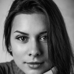 Anzhela Ptashuk 飾演 Marina