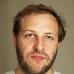 Jean-Charles Clichet - 婚姻間奏曲演員 飾演Régis